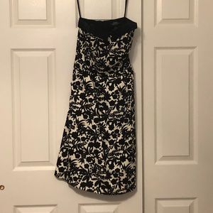 Black and white strapless dress